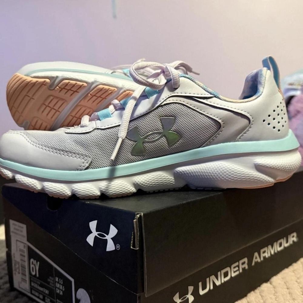 Under Armour Assert 9 Girls Running Shoes Size 6Y White Teal Peach - Athletic
